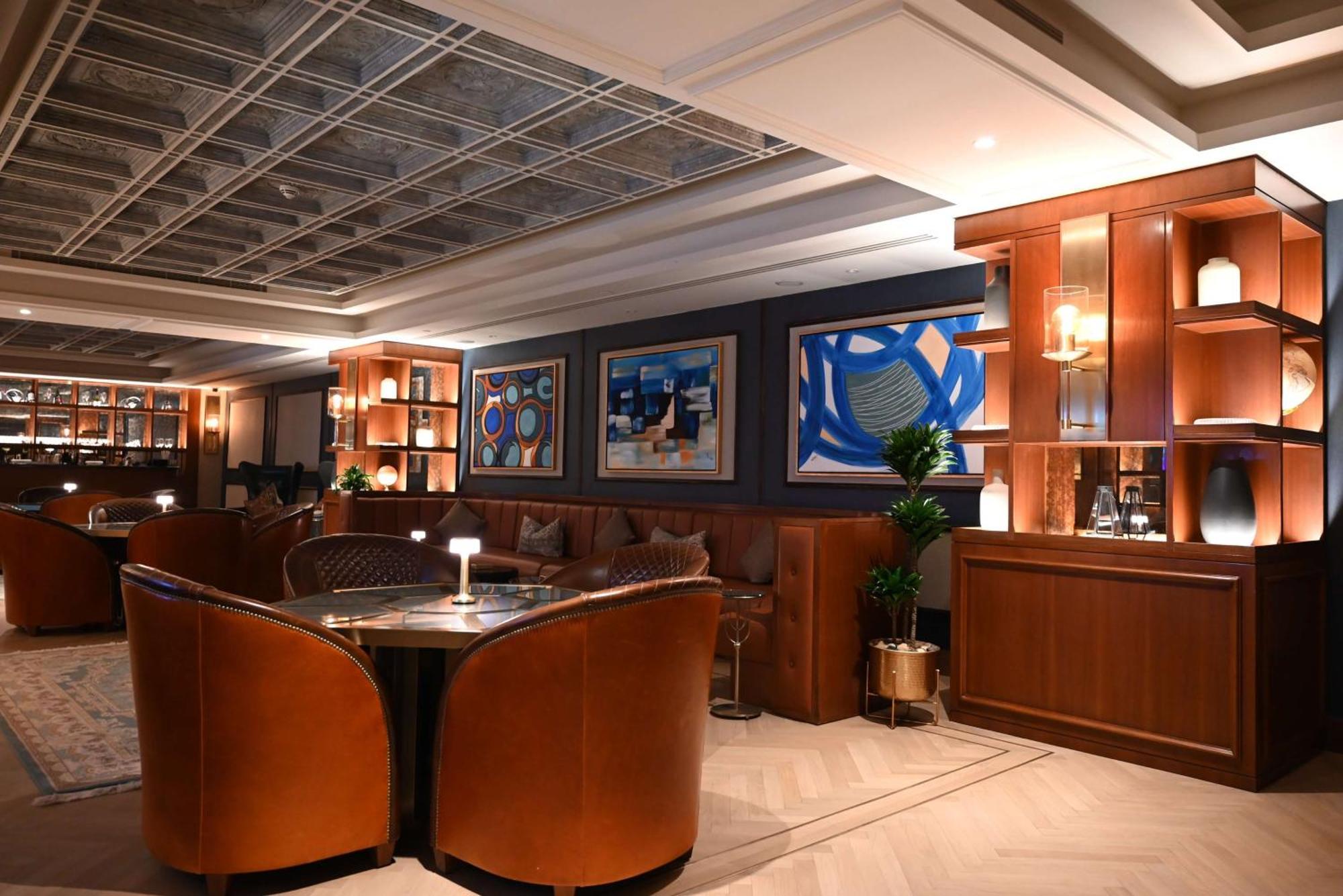 Mansard Riyadh, A Radisson Collection Hotel Εξωτερικό φωτογραφία The interior of the lounge