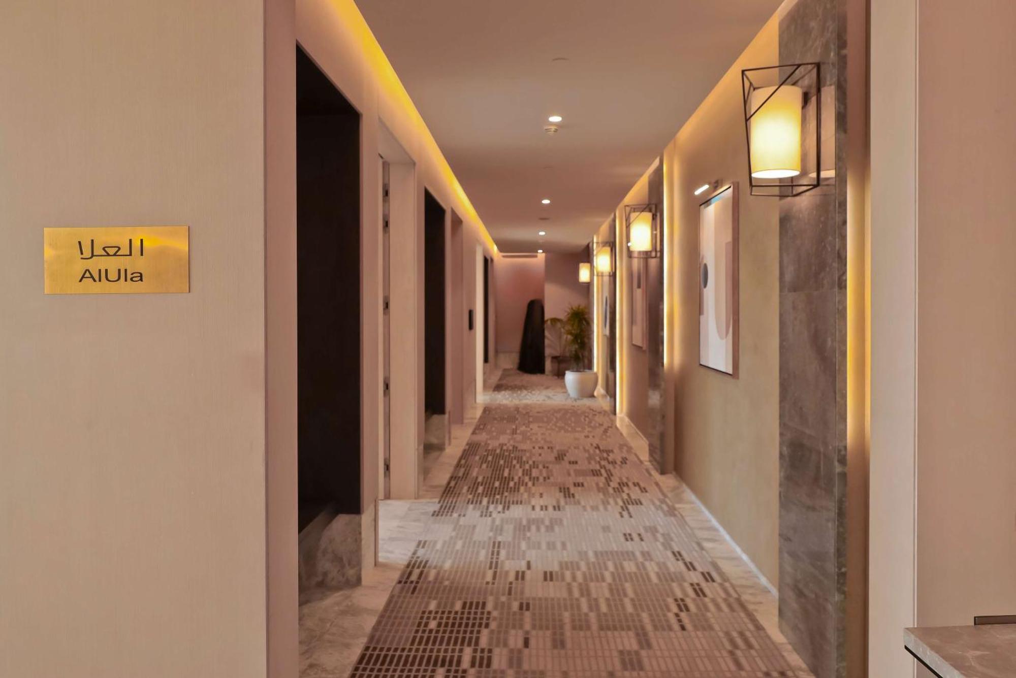 Mansard Riyadh, A Radisson Collection Hotel Εξωτερικό φωτογραφία A corridor in the hotel