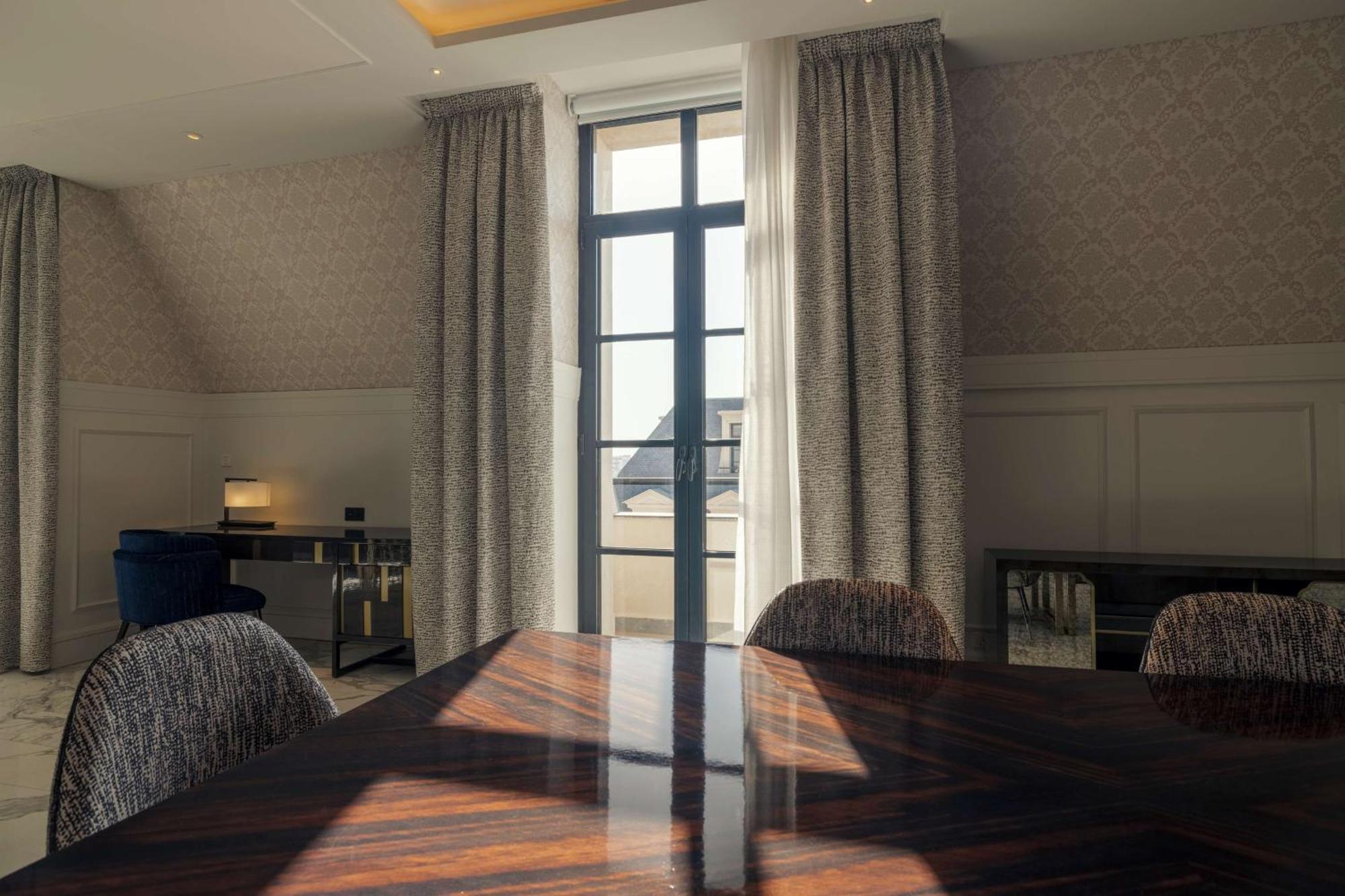 Mansard Riyadh, A Radisson Collection Hotel Εξωτερικό φωτογραφία A room at the hotel