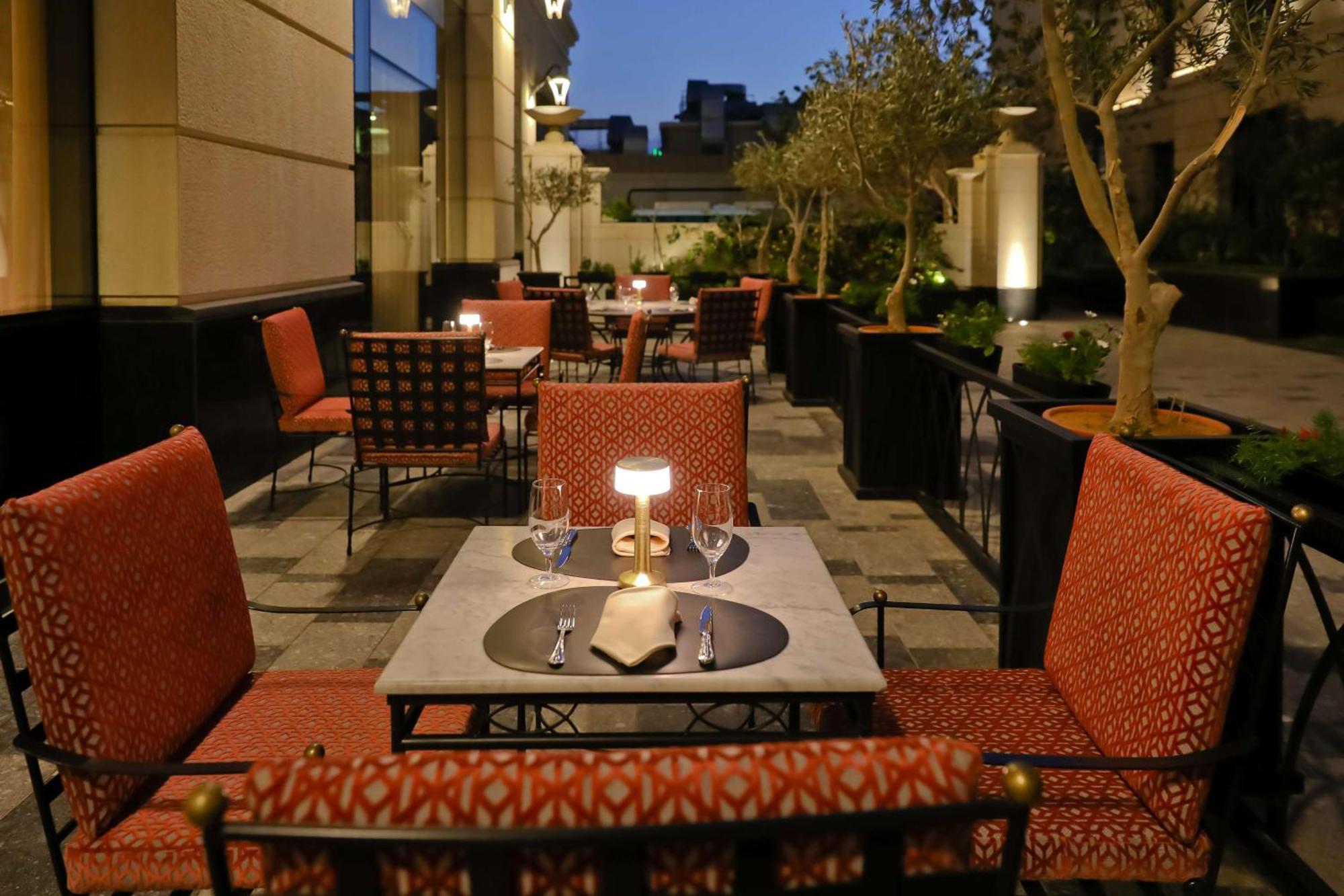 Mansard Riyadh, A Radisson Collection Hotel Εξωτερικό φωτογραφία The Westin Cairo